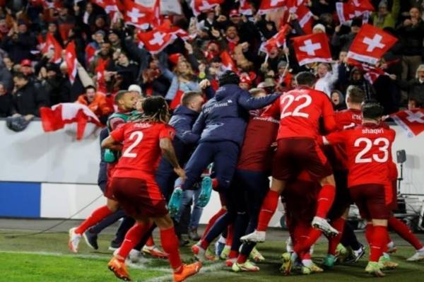 الشوط الأول.. تعادل إيجابي بين سويسرا وصربيا