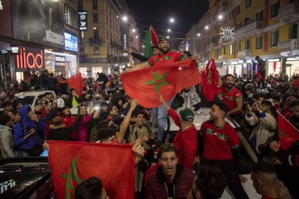 الحدود الجغرافية والخلافات السياسية لا تقلل من حماس العرب للمغرب