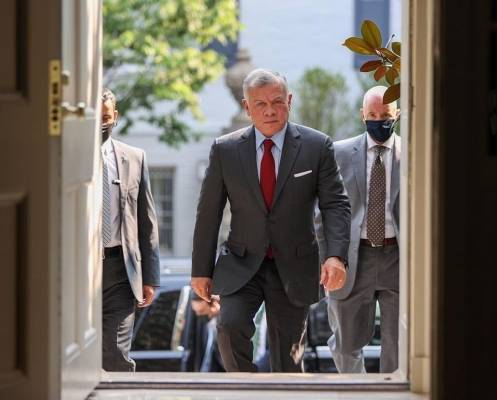 الملك يوجه الحكومة بتجميد الضريبة على الكاز خلال الشتاء