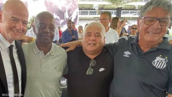 سيلفي جنازة بيليه تضع رئيس الفيفا في مرمى الانتقادات