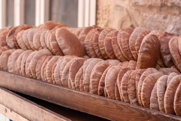 الحكومة للنواب: ندعم كل كيلو خبز بعشرين قرشا