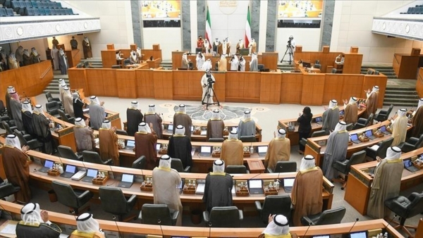 الكويت.. الحكومة تستقيل بعد 4 أشهر من تشكيلها، وسط أزمة متصاعدة مع مجلس الأمة (البرلمان)