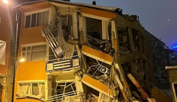 باحث توقّع الزلزال المدمّر في تركيا قبل أيّام