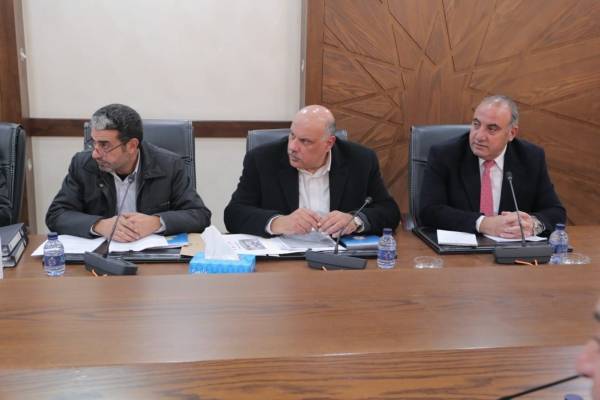 الخدمة المدنية: دراسة إعادة النظر بالراغبين بتعديل أوضاعهم