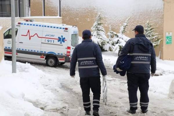 إجراء عمليتي ولادة إحداهما بالمنزل والأخرى بسيارة إسعاف في اربد