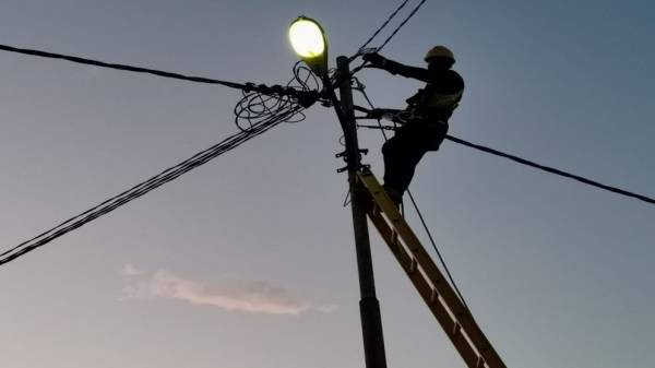 5 إصابات بحادث كهربائي منها 2 حالتهما بالغة في الزرقاء