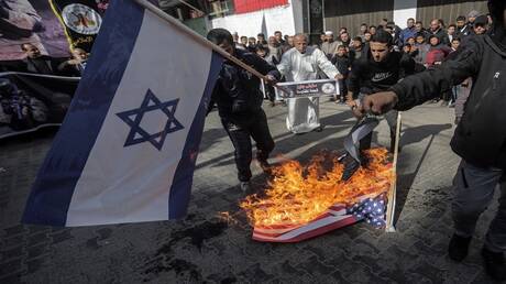 الرئيس الإسرائيلي يحذر: الدولة اليهودية انهارت مرتين قبل بلوغها 80 عاما !