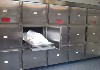 دعوى بحق موظفة بمستشفى نشرت صور جثث على الإنترنت