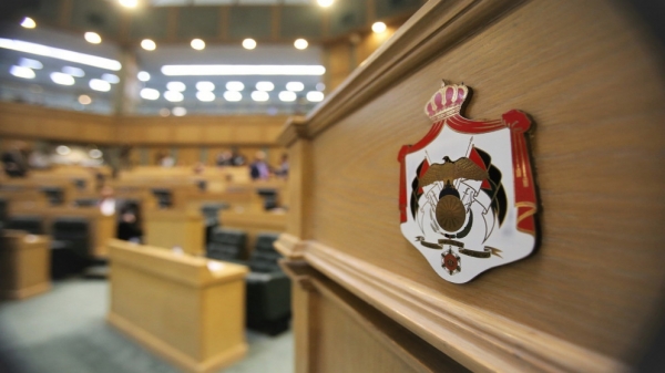 مجلس النواب يصوت على تجميد عضوية نائب لمدة 4 شهور