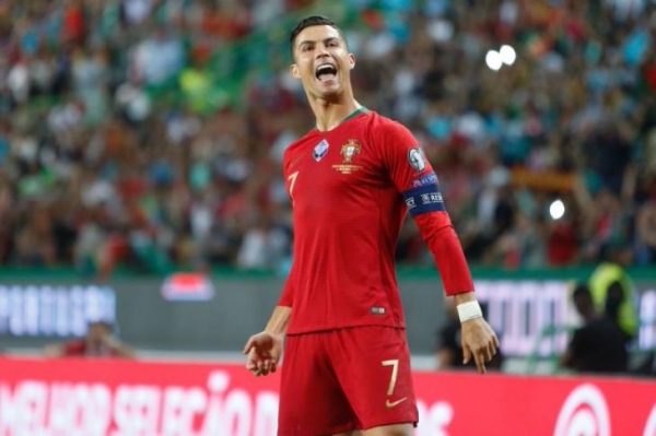 تفوق على الكويتي بدر المطوع.. الدون يحطم رقما قياسيا عالميا