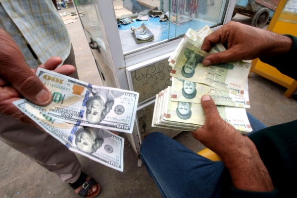 صداع الدينار العراقي يتجدد مع رفض بنوك الميليشيات للقيود الأميركية
