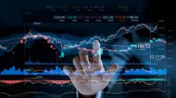 مصرفي عريق عائد إلى الأسواق وبقوة