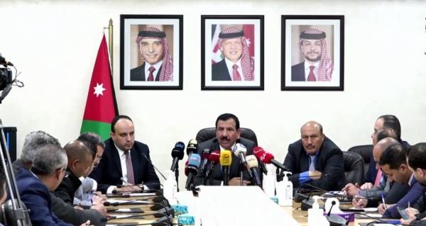 النواب يعيد هيكلة الأمانة العامة .. تخفيض المديريات والأقسام ومساعدي الأمين