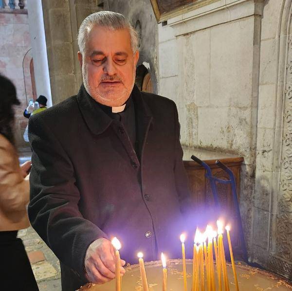 الأب بدر يكشف حقيقة الافطار الرمضاني في كنيسة بالسلط