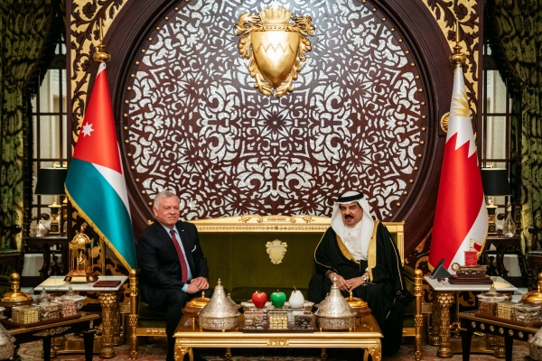 تفاصيل لقاء الملك مع ملك البحرين