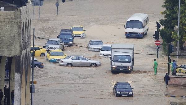 أمطار وسيول في هذه الأيام من شهر رمضان المبارك (تفاصيل)