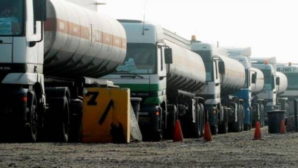 الحكومة تنتظر ردا عراقيا رسميا حول تجديد مذكرة استيراد النفط