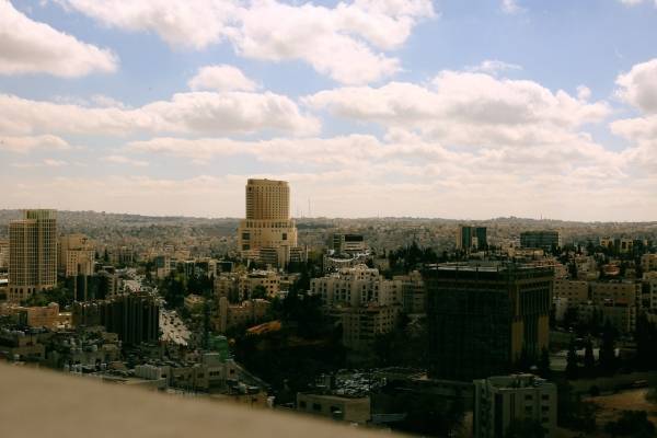 السبت: أجواء دافئة في أغلب المناطق نهاراً و تبقى باردة نسبياً ليلاً