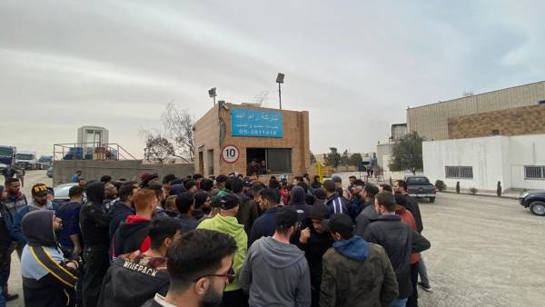 حديد رام الله تنقلب على الإتفاق الجماعي وتستفز العمال باستبيانات ملغومة