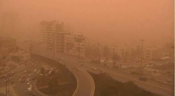 منخفض خماسيني ترافقه كتلة هوائية حارة نهاية الأسبوع