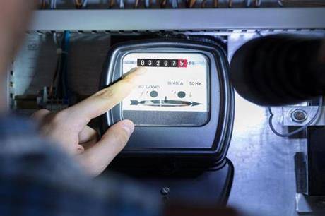 أكثر من نصف مليار دينار ذمم مشتركي شركة الكهرباء الأردنية