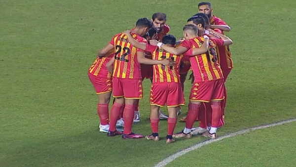 الكاف يفرض عقوبات قاسية على الترجي قد تحرمه من دوري الأبطال