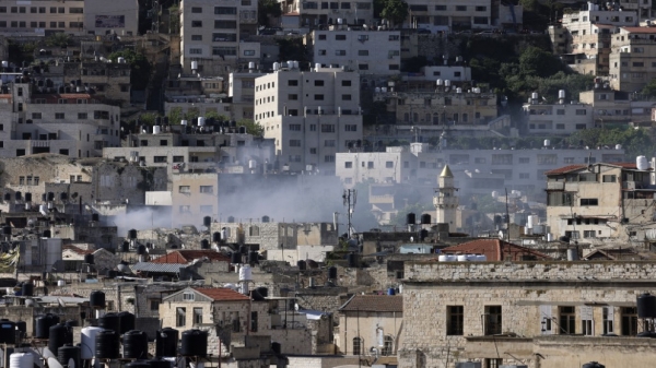 13 إصابة برصاص الاحتلال في نابلس واعتقال آخرين