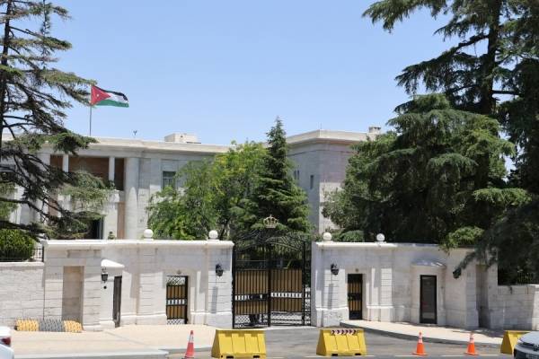 وسائل إعلام عالمية تنقل فرح الأردنيين بزفاف ولي العهد