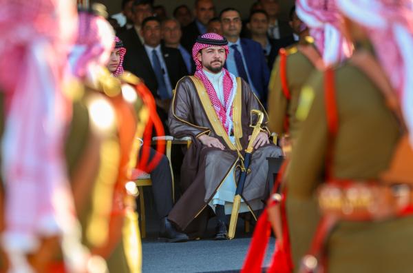 قادة عرب وأجانب يصلون الأردن للمشاركة بزفاف الأمير الحسين (أسماء)