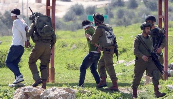 الاحتلال يعتقل 16 فلسطينيا في الضفة الغربية