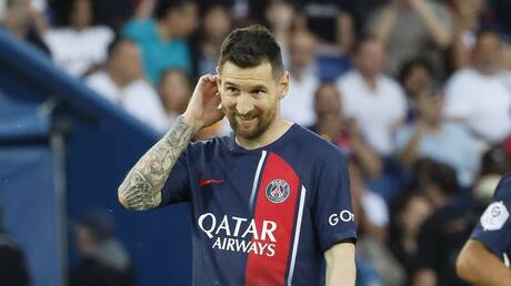 رجل أعمال سعودي يكشف حقيقة تكفله بـصفقة ميسي