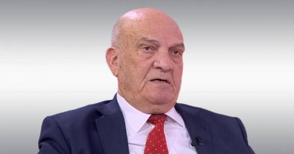 معلوماتان مهمتان يقدمهما وزير المياه السابق حدادين بعد محاضرة مؤسس chatgpt في عمان