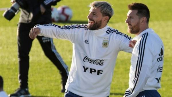 الأرجنتيني أغويرو يكشف أسرار قرار ميسي بالانتقال لنادي إنتر ميامي الأميركي