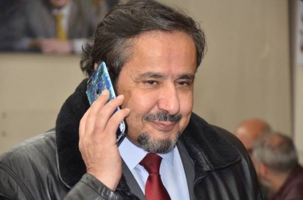 نقيب المقاولين يتلقى اتصالا رفيع المستوى بعد انهيار جدار في عمان .. ما فحواه؟