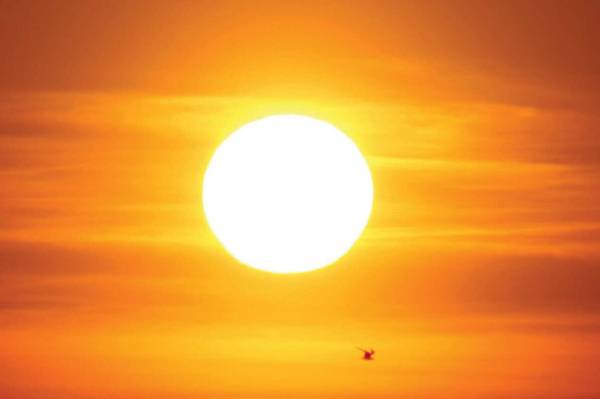 بدء فصل الصيف فلكيًا اليوم وسط أجواء معتدلة الى حارة