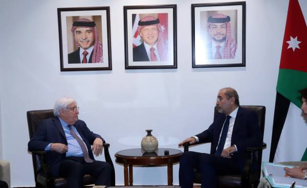 وزير الخارجية: مستقبل اللاجئين السوريين في بلدهم