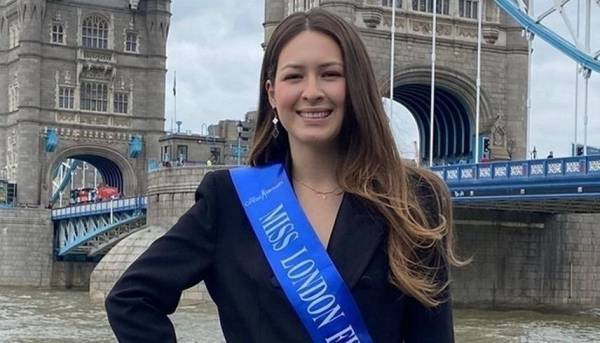 بعد تعرضها للتنمر في طفولتها.. لاجئة تتوج ملكة جمال