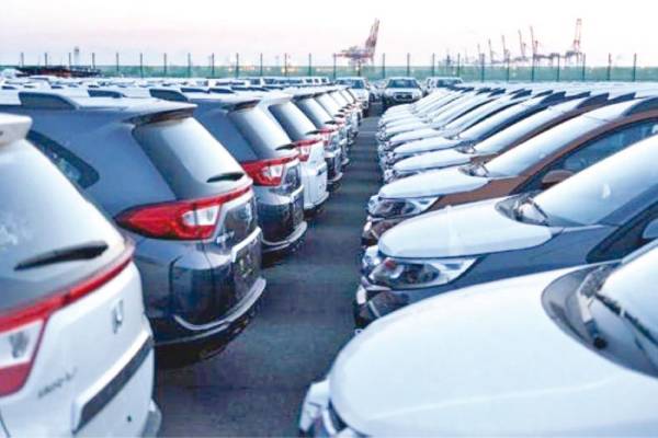 اجتماع للاتفاق على آلية تطبيق قرار الزام التجار بكفالة المركبات الجديدة