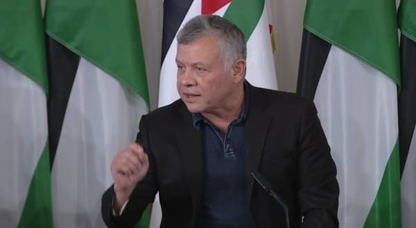 رسائل مهمة من الملك خلال تواجده في الرصيفة