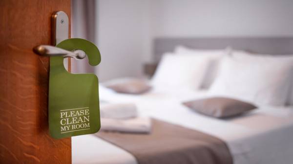 تفاصيل وفاة مهندس أردني يعمل في فندق كمبينسكي البحر الميت