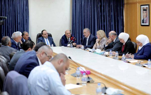 إدارية النواب توصي بالإبقاء على ديوان الخدمة المدنية