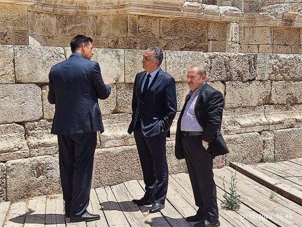 إيعاز حكومي بإنشاء متحفين وسط الساحة الهاشمية