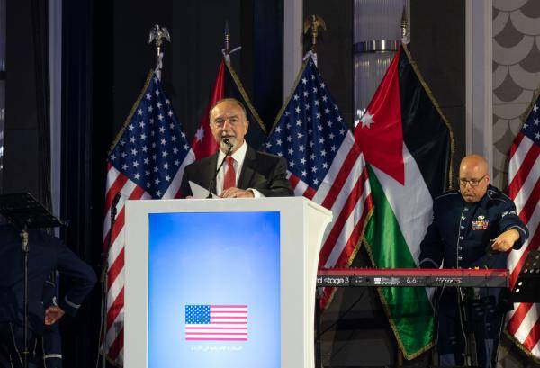 ماذا قالت سفيرتنا بواشنطن في وداع السفير الاميركي في الاردن ؟