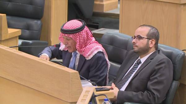 بعد تجميد عضويته لعام ونصف.. الدورة الاستثنائية تشهد عودة النائب الرياطي