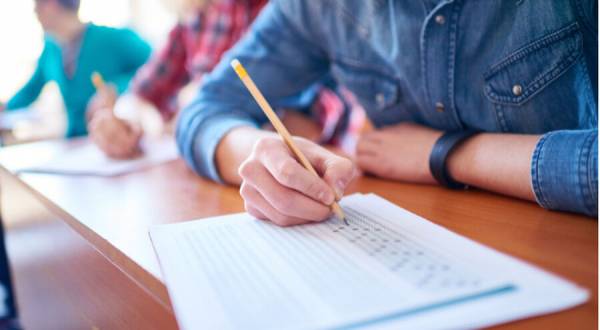 نحو 185 ألف طالب وطالبة يتقدمون لامتحان التوجيهي الخميس