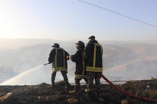 محافظ جرش:مصابا الدفاع المدني بحريق وادي الشام حالتهما جيدة