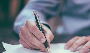 التربية تنهي تصحيح مبحث الكيمياء بـ 24 ساعة .. هل يعقل ؟؟