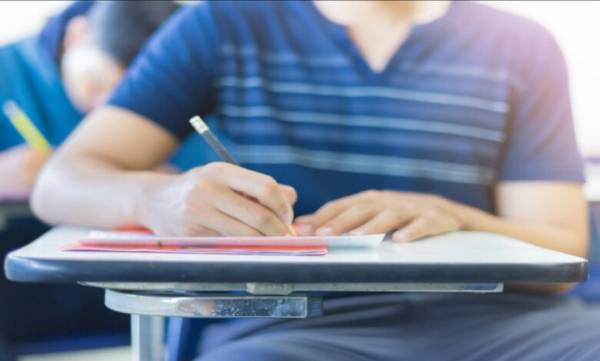 149 ألف طالب وطالبة يتقدمون لامتحان التوجيهي الأحد