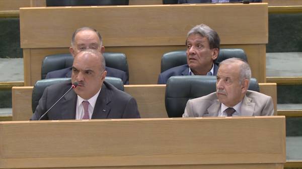 ماذا قال الخصاونة عن قانون الجرائم الإلكترونية الجديد؟