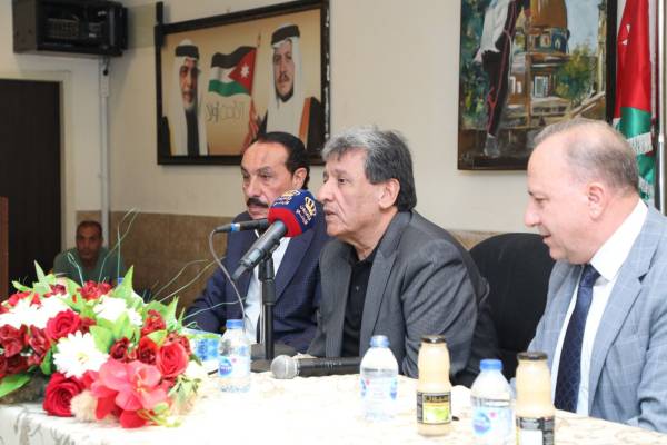 عزايزة: نظام الدوائر الانتخابية خلال أيام